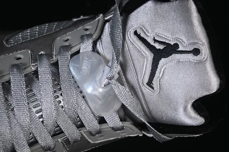 All categories Air Jordan Jordan series basketball shoes Air Jordan 5 P version Air Jordan 5 Retro "Wings" AJ5 Joe 5 silver silk IO2038-001